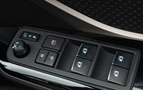 Toyota C-HR I рестайлинг, 2019 год, 1 877 000 рублей, 17 фотография