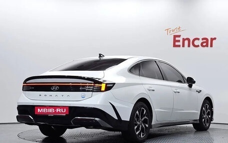 Hyundai Sonata VIII, 2023 год, 2 180 000 рублей, 3 фотография