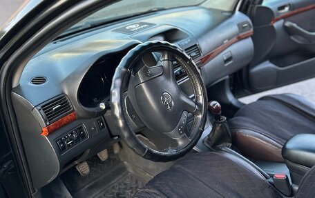 Toyota Avensis III рестайлинг, 2005 год, 570 000 рублей, 8 фотография