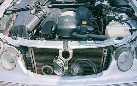 Mercedes-Benz E-Класс, 2000 год, 390 000 рублей, 14 фотография