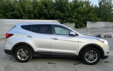 Hyundai Santa Fe III рестайлинг, 2017 год, 2 400 000 рублей, 19 фотография