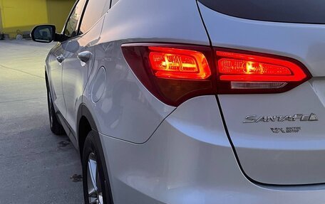 Hyundai Santa Fe III рестайлинг, 2017 год, 2 400 000 рублей, 24 фотография