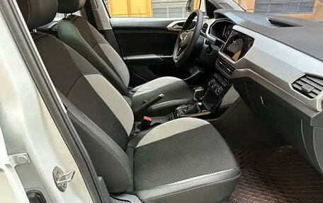 Volkswagen T-Cross I, 2023 год, 1 440 500 рублей, 9 фотография