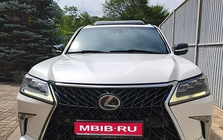 Lexus LX III, 2016 год, 7 950 000 рублей, 2 фотография