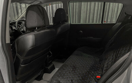 Nissan Tiida, 2010 год, 750 000 рублей, 12 фотография