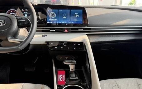 Hyundai Elantra, 2023 год, 1 593 009 рублей, 7 фотография