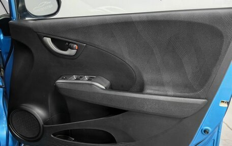 Honda Fit III, 2010 год, 750 000 рублей, 15 фотография