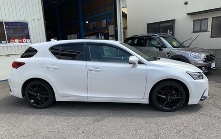 Lexus CT I рестайлинг, 2017 год, 1 629 000 рублей, 8 фотография