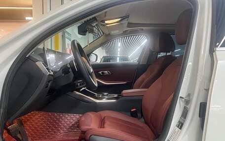 BMW 3 серия, 2024 год, 3 150 000 рублей, 10 фотография