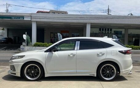 Toyota Harrier, 2018 год, 2 570 000 рублей, 6 фотография