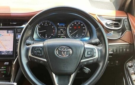 Toyota Harrier, 2018 год, 2 570 000 рублей, 12 фотография