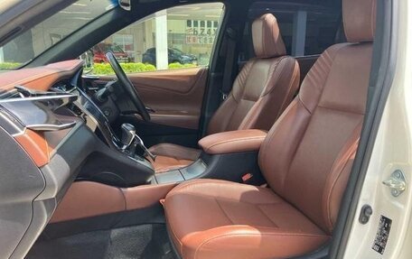 Toyota Harrier, 2018 год, 2 570 000 рублей, 17 фотография
