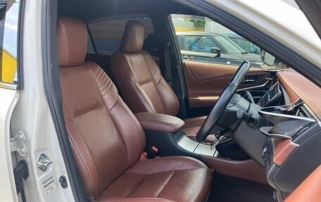Toyota Harrier, 2018 год, 2 570 000 рублей, 16 фотография