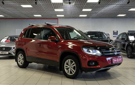 Volkswagen Tiguan I, 2011 год, 1 349 500 рублей, 2 фотография