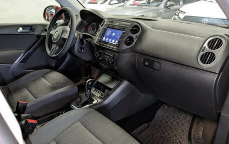 Volkswagen Tiguan I, 2011 год, 1 349 500 рублей, 11 фотография