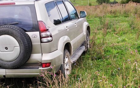 Toyota Land Cruiser Prado 120 рестайлинг, 2003 год, 1 350 000 рублей, 4 фотография