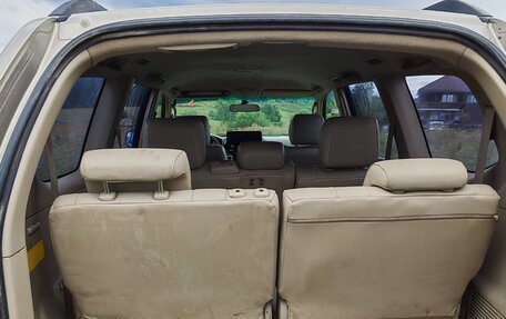 Toyota Land Cruiser Prado 120 рестайлинг, 2003 год, 1 350 000 рублей, 8 фотография