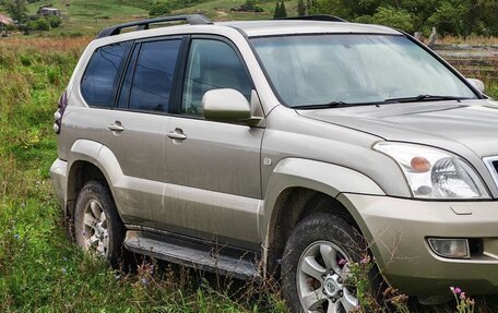 Toyota Land Cruiser Prado 120 рестайлинг, 2003 год, 1 350 000 рублей, 3 фотография
