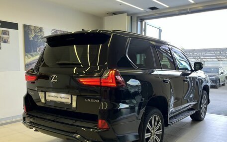 Lexus LX III, 2017 год, 7 900 000 рублей, 5 фотография