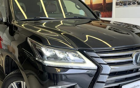 Lexus LX III, 2017 год, 7 900 000 рублей, 4 фотография