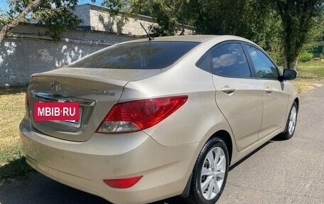Hyundai Solaris II рестайлинг, 2014 год, 750 000 рублей, 4 фотография