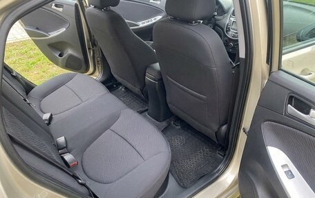 Hyundai Solaris II рестайлинг, 2014 год, 750 000 рублей, 12 фотография