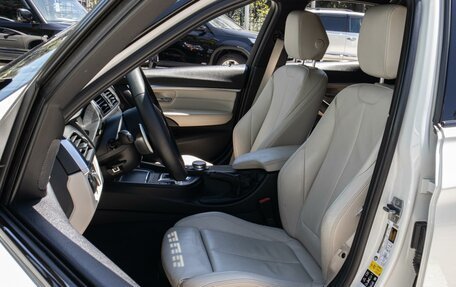 BMW 3 серия, 2016 год, 2 669 000 рублей, 13 фотография