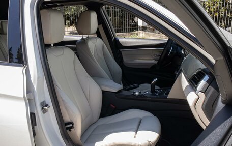 BMW 3 серия, 2016 год, 2 669 000 рублей, 11 фотография
