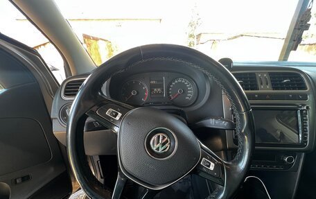 Volkswagen Polo VI (EU Market), 2016 год, 1 060 000 рублей, 20 фотография