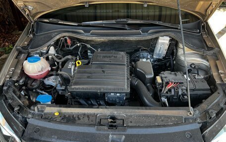 Volkswagen Polo VI (EU Market), 2016 год, 1 060 000 рублей, 23 фотография