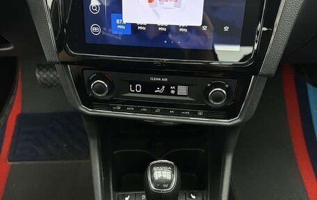 Skoda Rapid II, 2022 год, 1 370 000 рублей, 11 фотография