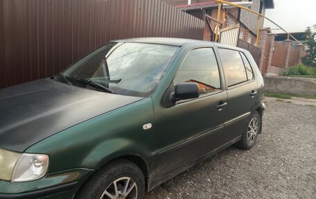 Volkswagen Polo III рестайлинг, 2000 год, 250 000 рублей, 1 фотография