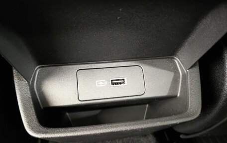 Geely Emgrand, 2024 год, 1 680 000 рублей, 26 фотография