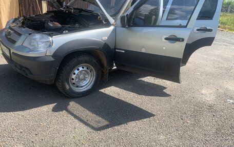 Chevrolet Niva I рестайлинг, 2013 год, 300 000 рублей, 10 фотография