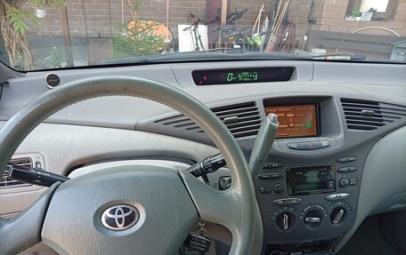 Toyota Prius IV XW50, 2001 год, 350 000 рублей, 9 фотография