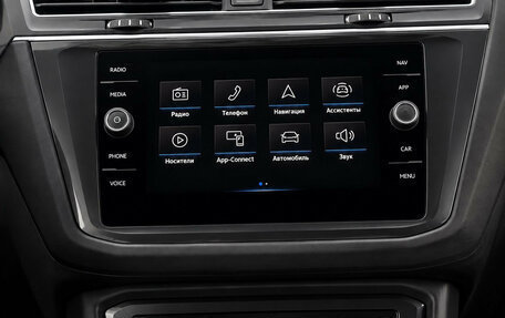 Volkswagen Tiguan II, 2021 год, 2 719 000 рублей, 18 фотография