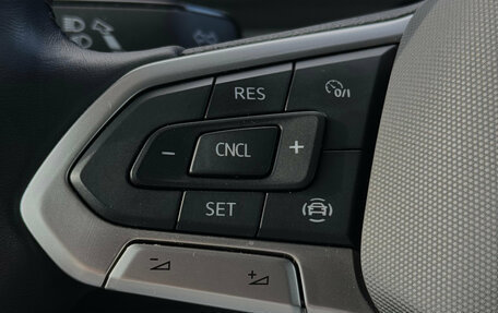 Volkswagen Tiguan II, 2021 год, 2 719 000 рублей, 15 фотография