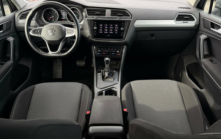 Volkswagen Tiguan II, 2021 год, 2 719 000 рублей, 23 фотография