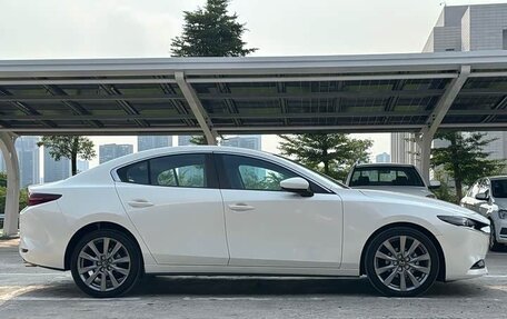 Mazda 3, 2022 год, 1 770 000 рублей, 4 фотография