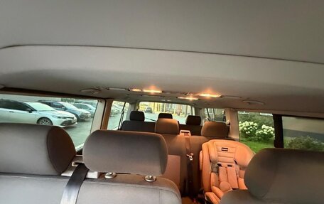Volkswagen Caravelle T5, 2013 год, 2 050 000 рублей, 9 фотография