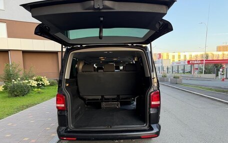Volkswagen Caravelle T5, 2013 год, 2 050 000 рублей, 4 фотография