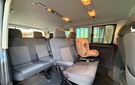Volkswagen Caravelle T5, 2013 год, 2 050 000 рублей, 5 фотография