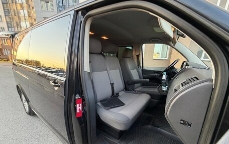 Volkswagen Caravelle T5, 2013 год, 2 050 000 рублей, 7 фотография