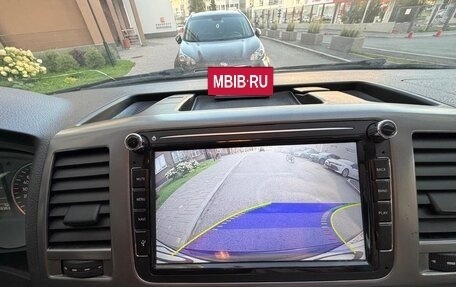Volkswagen Caravelle T5, 2013 год, 2 050 000 рублей, 11 фотография
