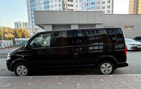 Volkswagen Caravelle T5, 2013 год, 2 050 000 рублей, 17 фотография