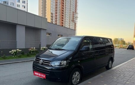 Volkswagen Caravelle T5, 2013 год, 2 050 000 рублей, 23 фотография
