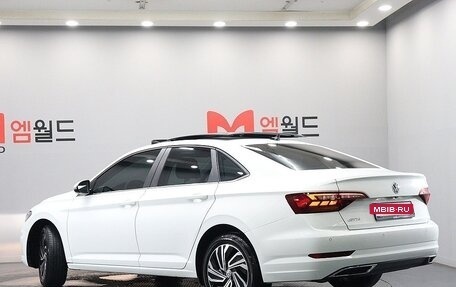 Volkswagen Jetta VII, 2021 год, 1 750 013 рублей, 3 фотография