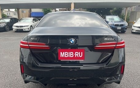 BMW 5 серия, 2024 год, 5 700 000 рублей, 3 фотография