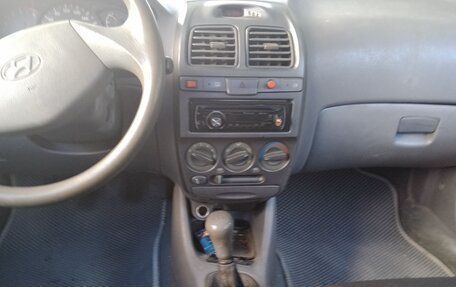 Hyundai Accent II, 2006 год, 370 000 рублей, 2 фотография