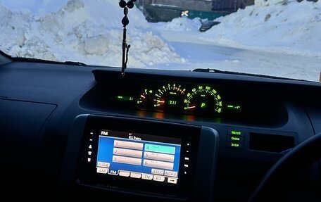 Toyota Voxy II, 2009 год, 950 000 рублей, 12 фотография